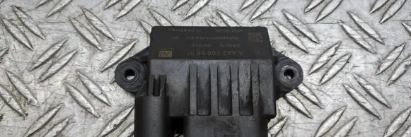 Glow plug pre-heat relay