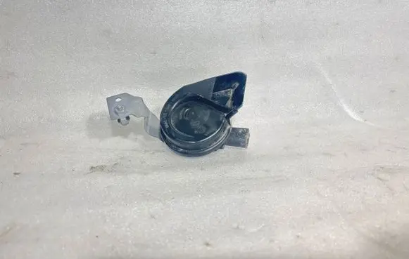 Mercedes-Benz C W205 Horn signal A2055421420 6033FB2690 B23T066