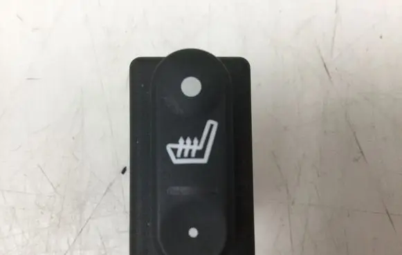 Nissan Qashqai Seat heating switch 