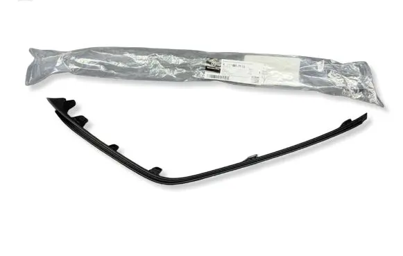 Mercedes-Benz GLS X167 Front bumper mounting bracket A1678852911