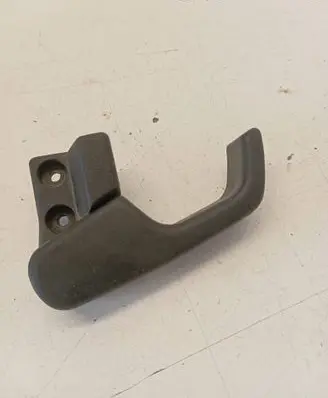 Volkswagen PASSAT B3 Engine bonnet (hood) release handle 357823533