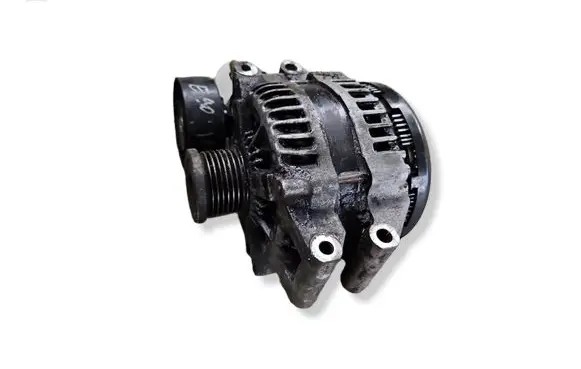 BMW 3 E90 E91 Generator/alternator 7550468