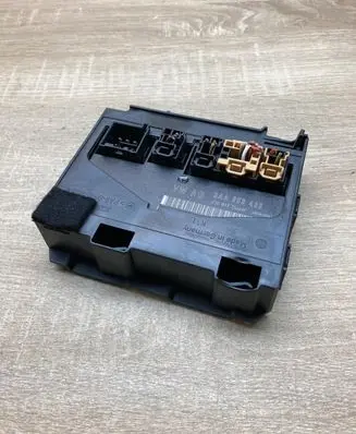 Volkswagen PASSAT B7 Comfort/convenience module 3AA959433