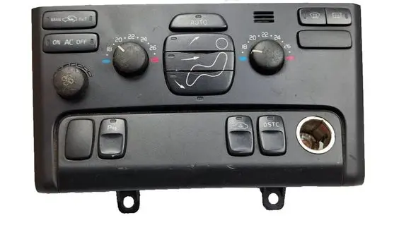 Volvo XC90 Climate control unit 8682734