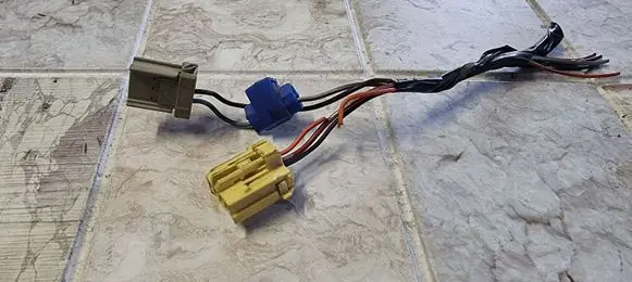 Mazda 3 I Rear tail light wiring loom 