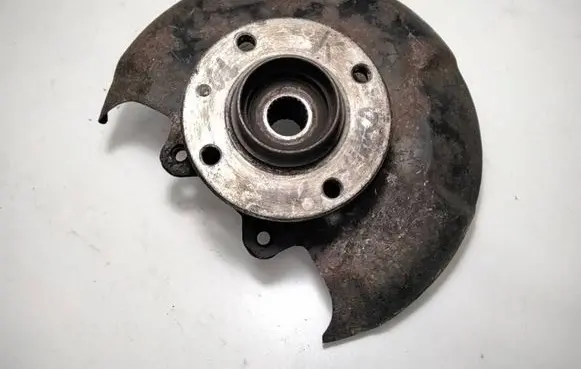 Volkswagen Scirocco Front wheel hub