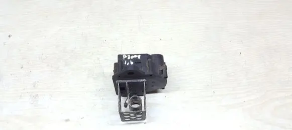 Peugeot 3008 I Coolant fan relay 9658508980