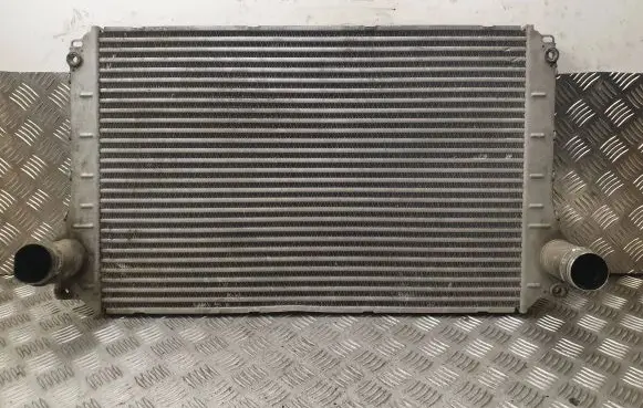 Toyota Avensis T250 Intercooler radiator JD1271002220