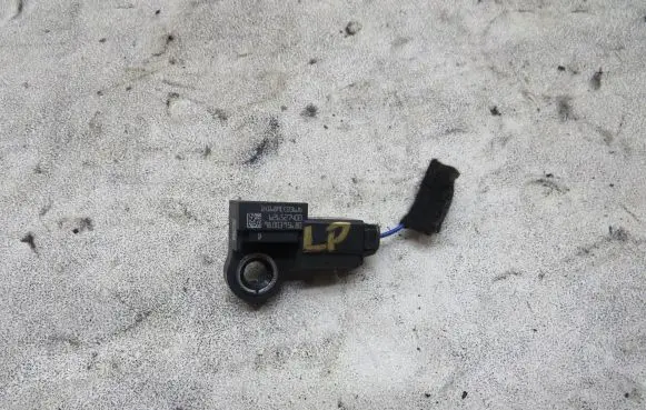 Peugeot 308 Airbag deployment crash/impact sensor 9800395680