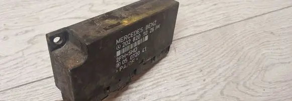 Mercedes-Benz E W124 Comfort/convenience module 2028201026