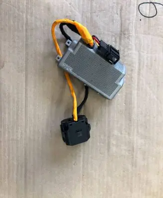 Volkswagen Touareg II Battery relay fuse 90715 7L6907155C