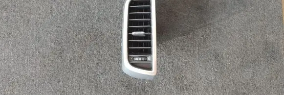 Porsche Cayenne (92A) Dashboard air vent grill cover trim 7P5819727