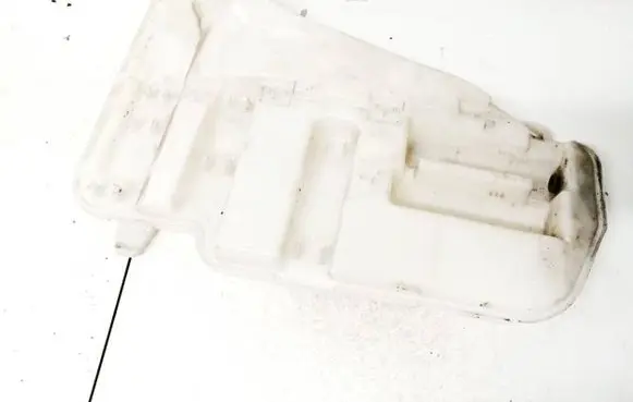 BMW 5 GT F07 Windshield washer fluid reservoir/tank 8050439ai02 8050439-ai02