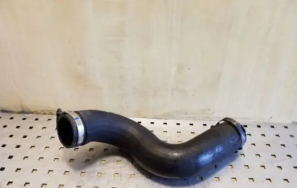 Audi A4 S4 B8 8K Intercooler hose/pipe 8K0145737K