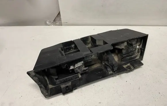 Mercedes-Benz C W204 Tool box A2048990314