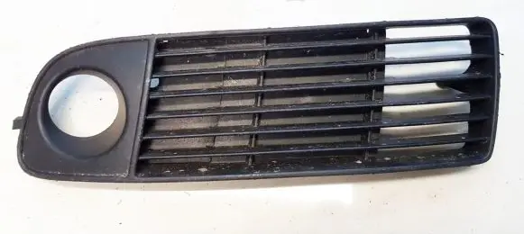 Audi A6 S6 C5 4B Front bumper lower grill 4B0807681J