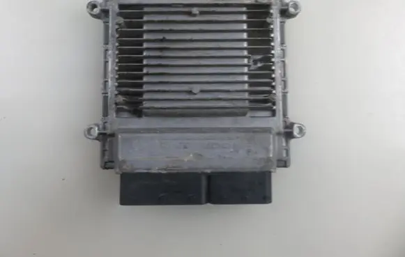 Dodge Caliber Engine control unit/module P68000130AE