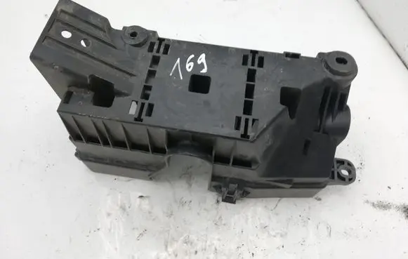 Chevrolet Captiva Other engine bay part NOCODE