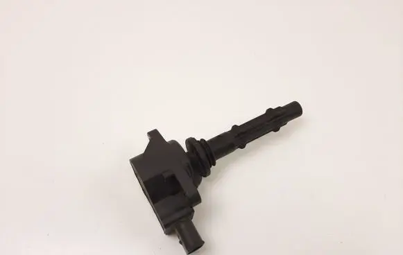 Mercedes-Benz R W251 High voltage ignition coil A0001501980