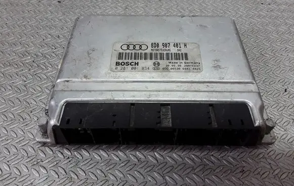 Audi A4 S4 B5 8D Engine control unit/module 8D0907401H 0281001834