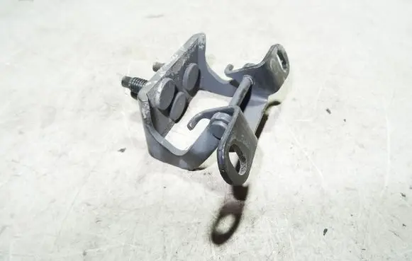 Volvo C30 Tailgate/trunk/boot hinge 30657228