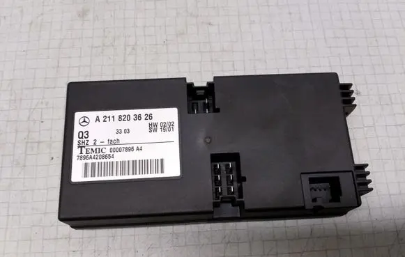 Mercedes-Benz E W211 Seat control module A2118203626