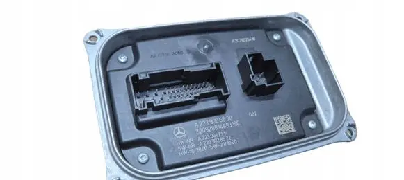 Mercedes-Benz S W223 Voltage converter/converter module 