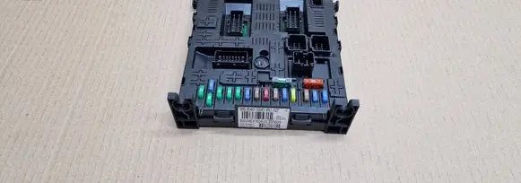 Peugeot 3008 I Comfort/convenience module 966405908002