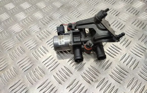 Audi A6 Allroad C7 Coolant heater control valve 8E0820035B