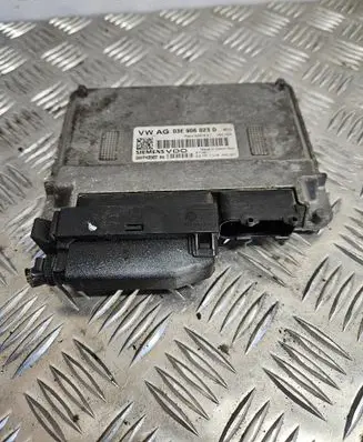Skoda Fabia Mk1 (6Y) Engine control unit/module 03E906023D 5WP4050204 SM0S91