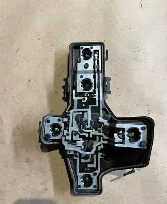 Volkswagen Touran I Tail light bulb cover holder 1T0945258L