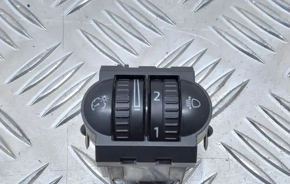 Volkswagen Scirocco Headlight level height control switch 1Q0941333