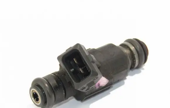 Volkswagen Golf III Fuel injector 0280155731