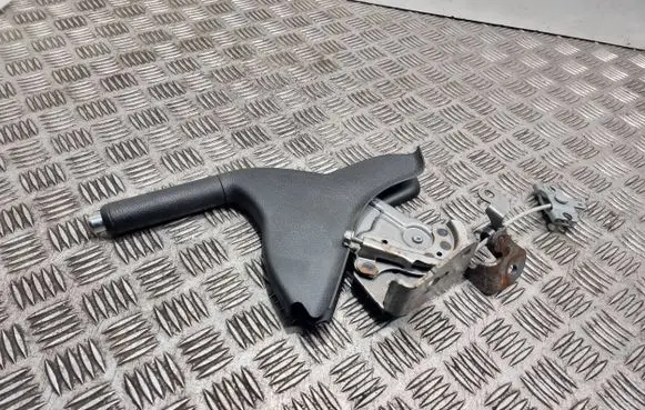 Handbrake/parking brake lever assembly