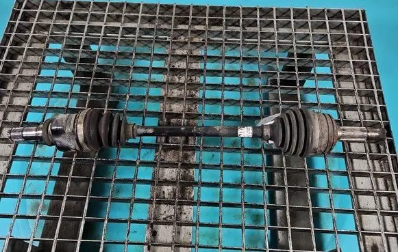 Front driveshaft