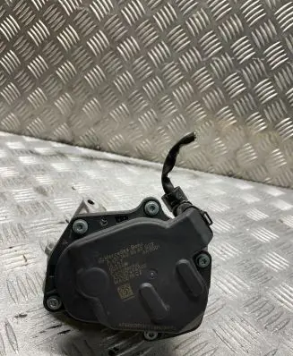 Mercedes-Benz SLK R172 EGR valve A6511400660