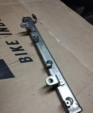 Dodge Caliber Fuel main line pipe