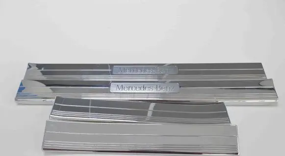 Mercedes-Benz CLS C219 sill trim set (inner) A2196800135 A2196800435