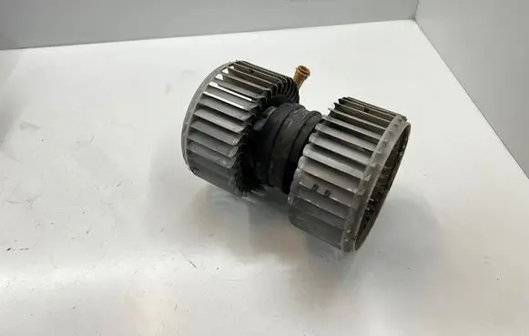 Audi A8 S8 D2 4D Heater fan/blower 4D0959101