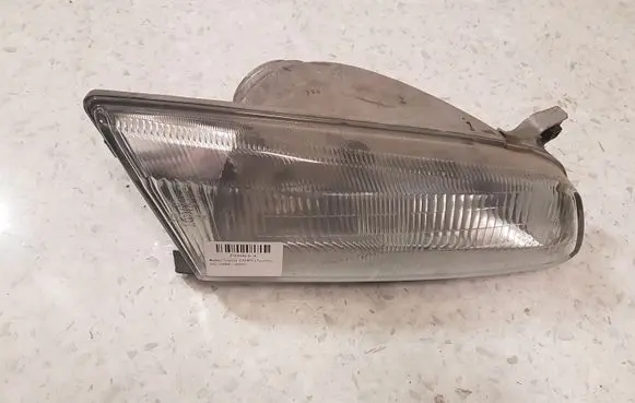 Toyota Camry Headlight/headlamp 11076448