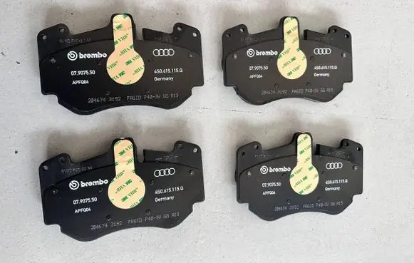 Lamborghini LP 610-4 Brake pads (front) 4S0698151M 056029 041568