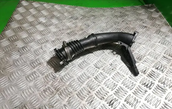 Ford Focus Intercooler hose/pipe AV6Q9351AD