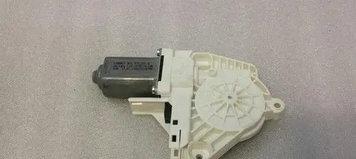Mercedes-Benz E W212 Front door window regulator motor 8K0959801B