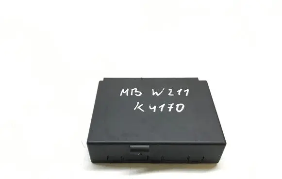 Mercedes-Benz E W211 Door central lock control unit/module A2115403545 A2114452600 K4170