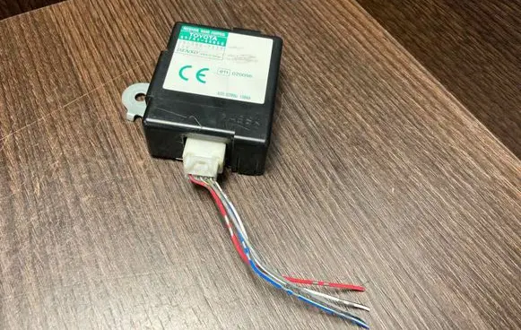 Toyota Avensis Verso Door central lock control unit/module 8974144060 1513007220