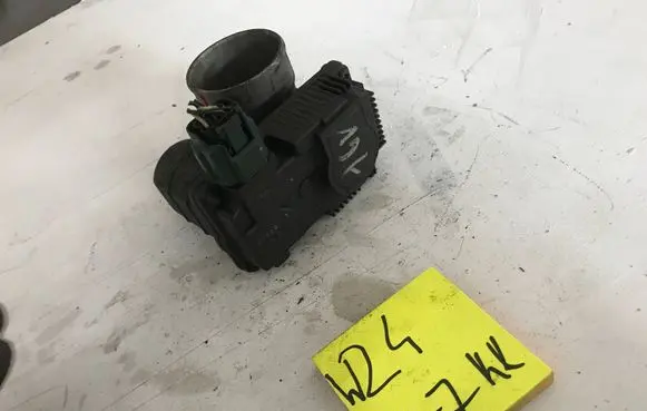 Mazda 3 I Throttle body valve 45865656565