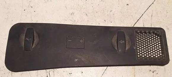 Skoda Superb B5 (3U) Battery box tray cover/lid 3B1819422B