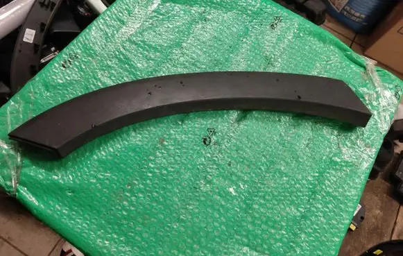 Hyundai Santa Fe Rear arch trim 87742-S100J U1081 20190309P2846