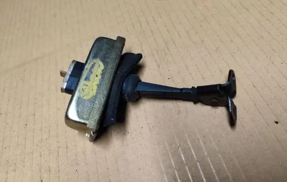 Jeep Grand Cherokee (WJ) Front door check strap stopper 55135590AC