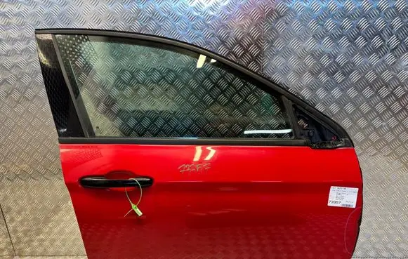 Fiat Tipo Front door